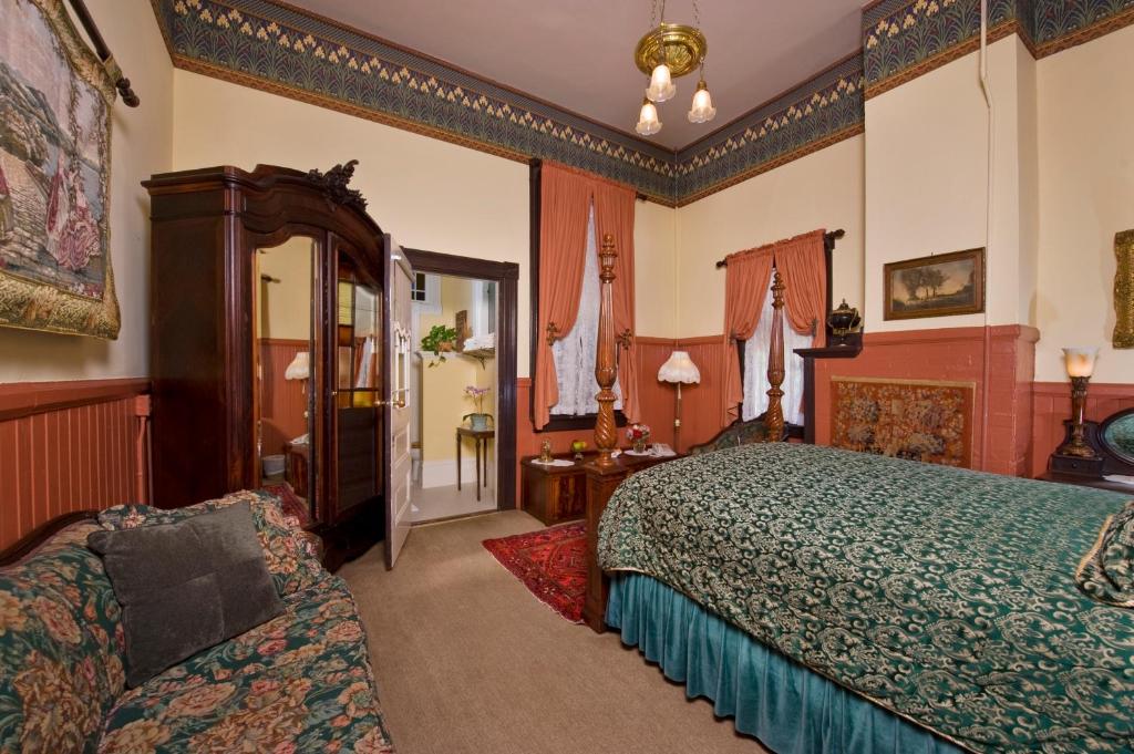 Room Styles and Ambience